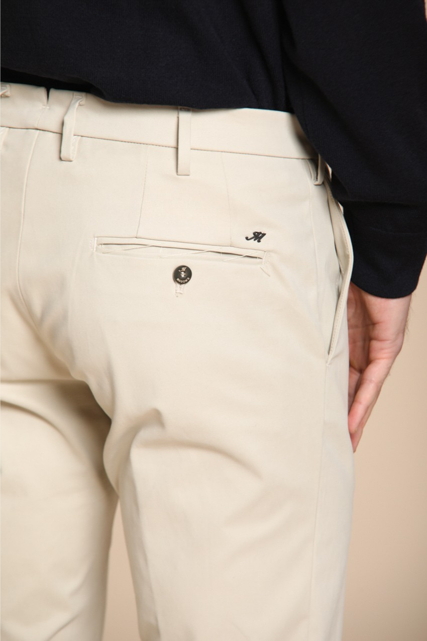 New York men's chino pants in piece-dyed gabardine regular fit