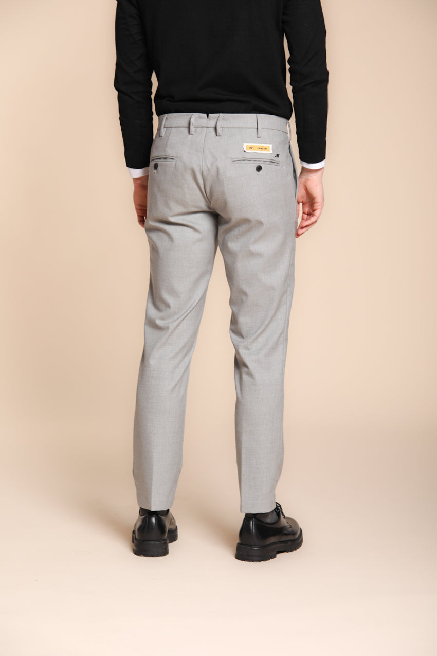 Pantaloni Grigio Perla Abbinamenti Pantalone Chino Uomo New York