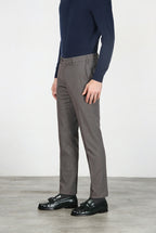 New York men’s chino pants in yarn-dyed birdseye pattern with regular fit
