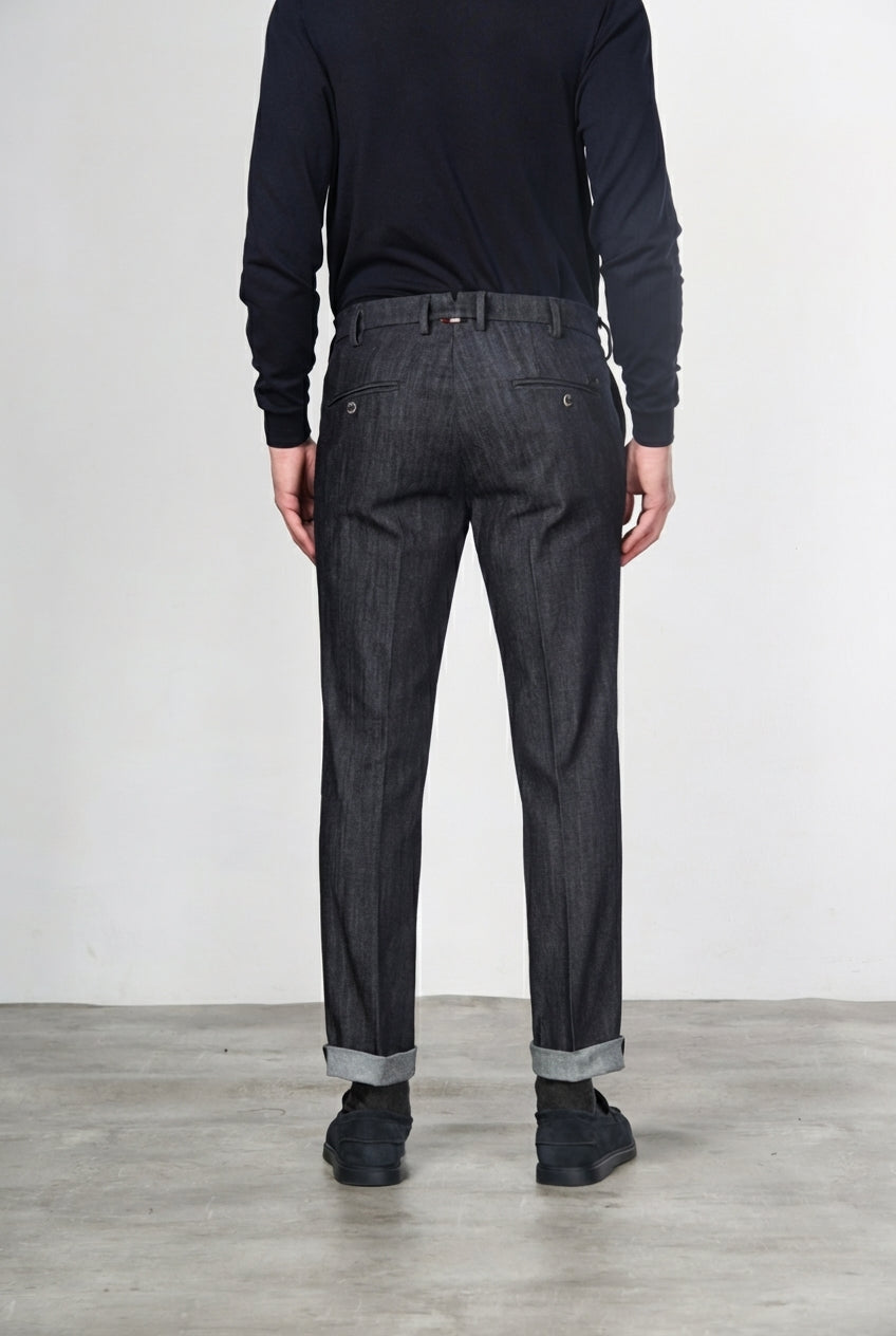 New York men’s chino pants in stretch denim, regular fit