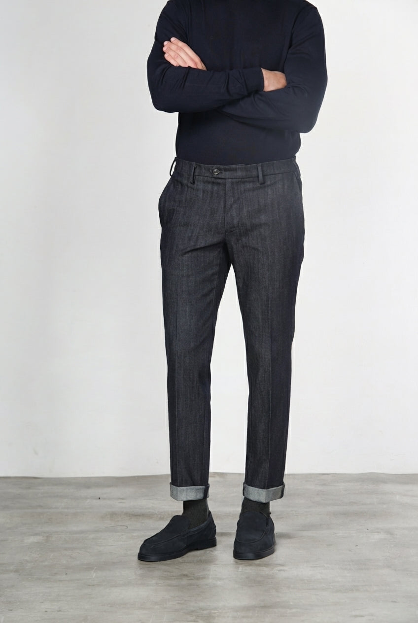 New York men’s chino pants in stretch denim, regular fit