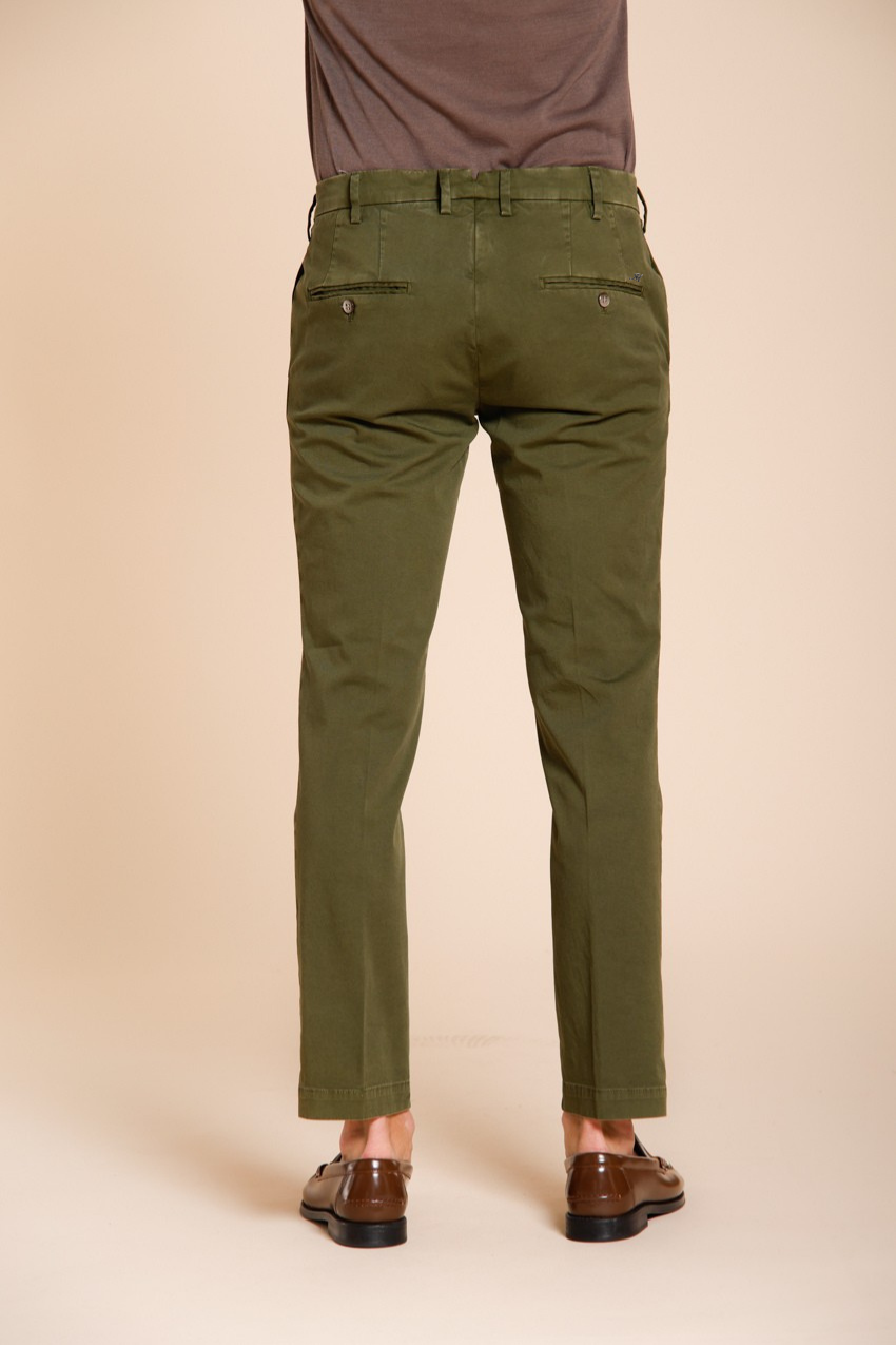 New York pantalón chino hombre en gabardina stretch regular fit ①