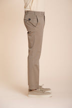New York pantalon chino homme en gabardine stretch regular fit ①