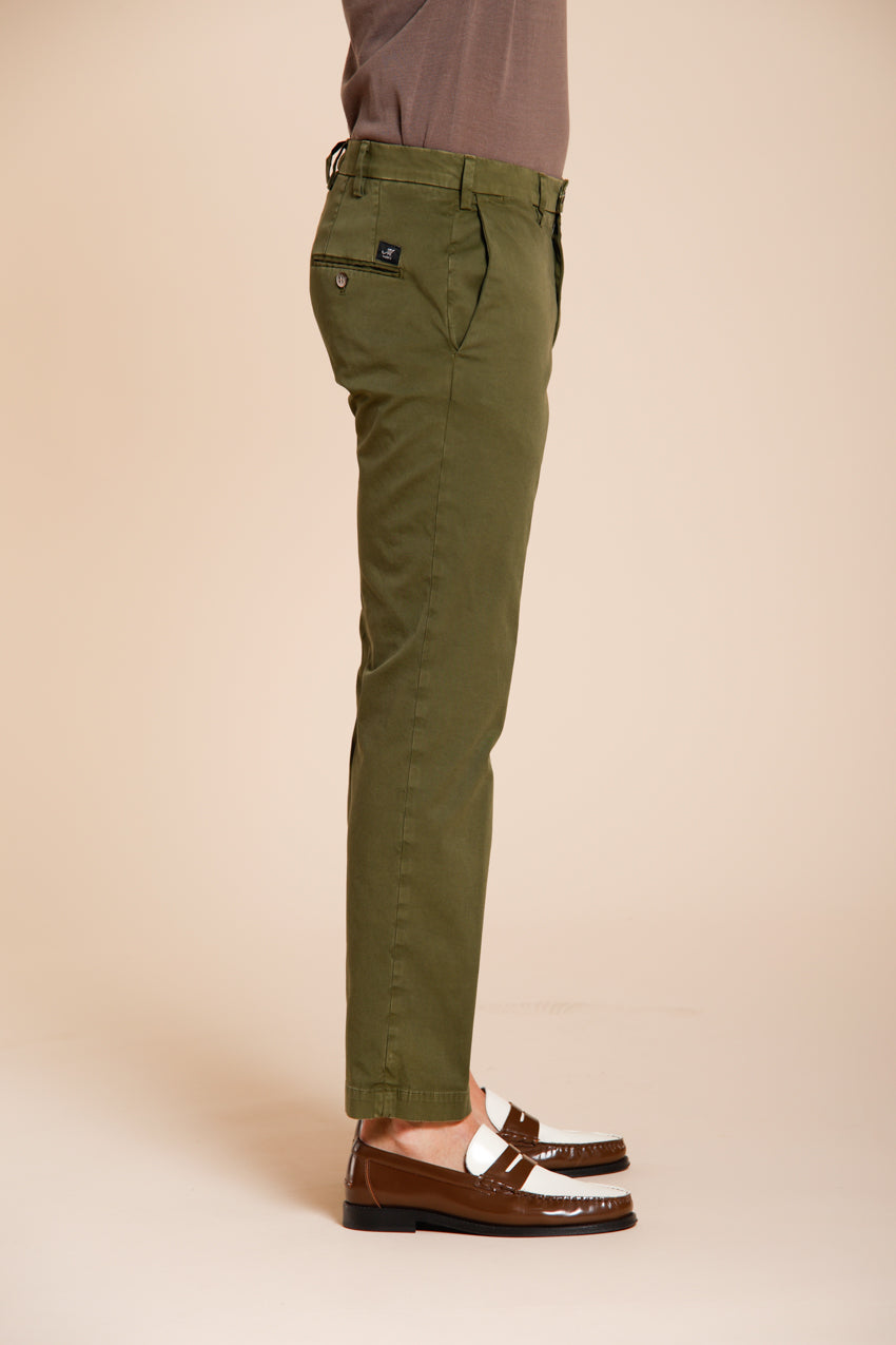 New York Hose Chino Herren aus Stretch Gabardine regular fit ①