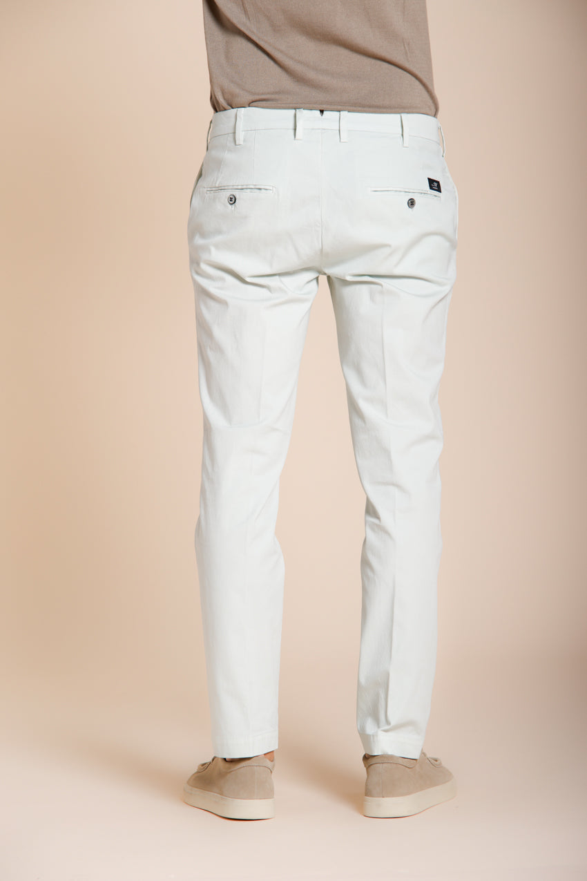 New York Hose Chino Herren aus Stretch-Gabardine regular fit ①