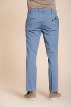 New York pantalón chino hombre en gabardina stretch regular fit ①