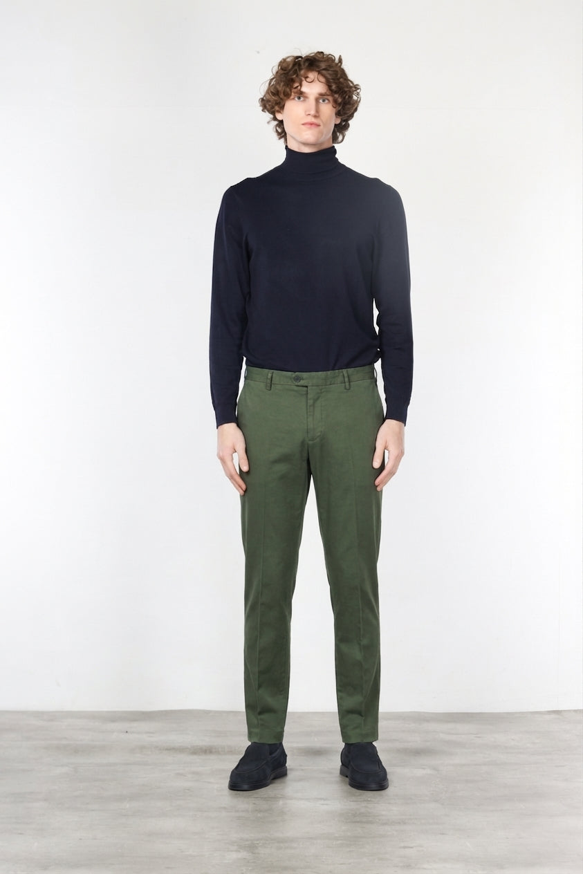 New York pantalón chino de hombre en gabardina de algodón y lana regular fit