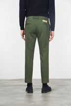 New York pantalón chino de hombre en gabardina de algodón y lana regular fit