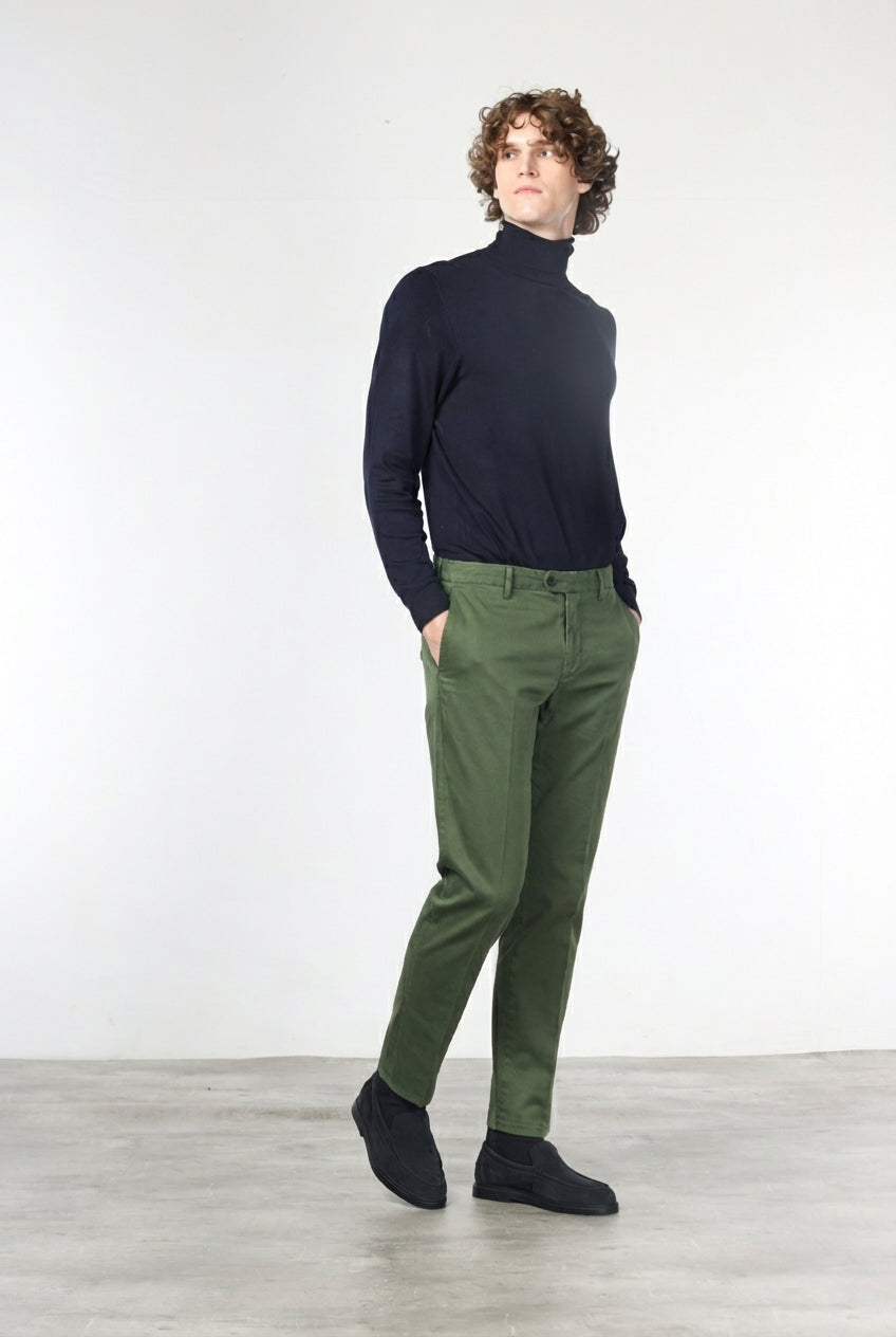 New York pantalón chino de hombre en gabardina de algodón y lana regular fit