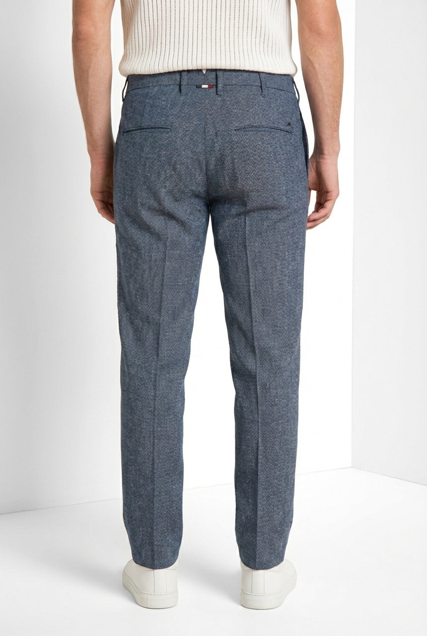 New York pantalón chino hombre en micromotivo pata de gallo teñido en hilo regular fit