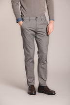 Foto 1 Milano pantalone chino uomo in resca tinto filo cashmere extra slim fit
