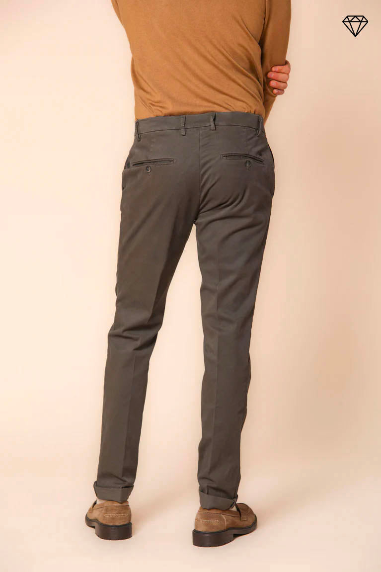 Milano Herren Chino Hose aus Gabardine Stretch extra slim Fit  ①.