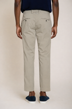 Milano pantalone chino uomo in gabardina stretch extra slim fit ①