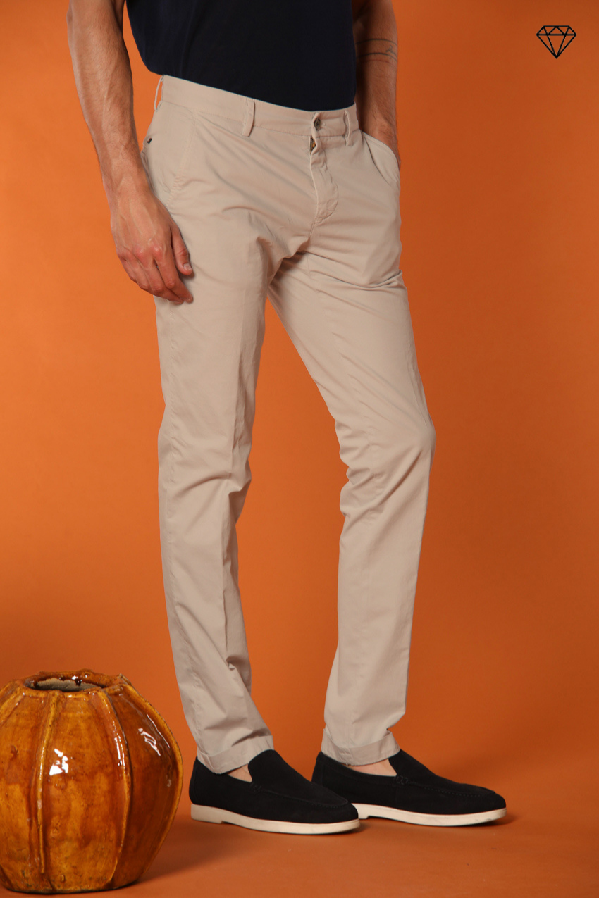 Milano pantalone chino uomo in cotone pima extra slim fit ①