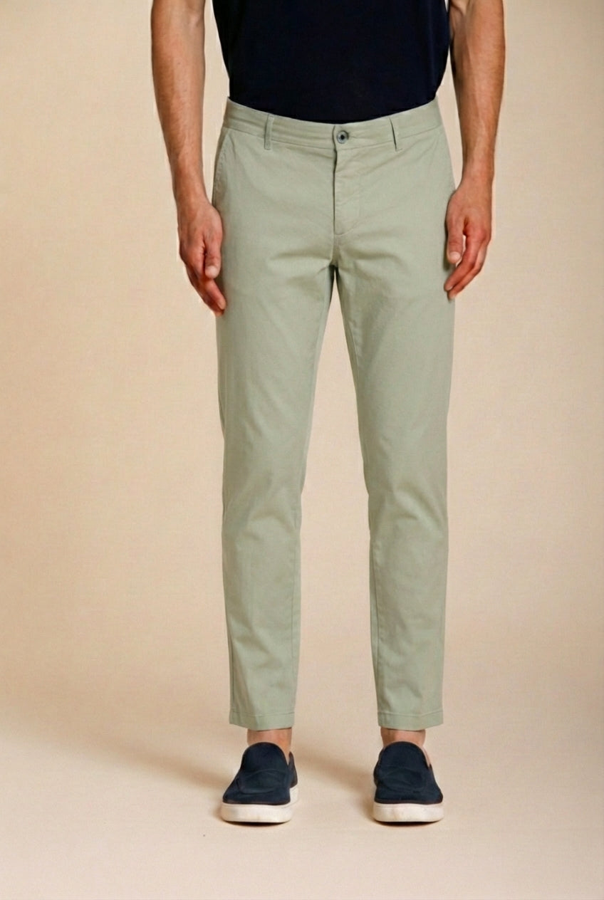 Milano pantalone chino uomo in gabardina stretch extra slim fit ①