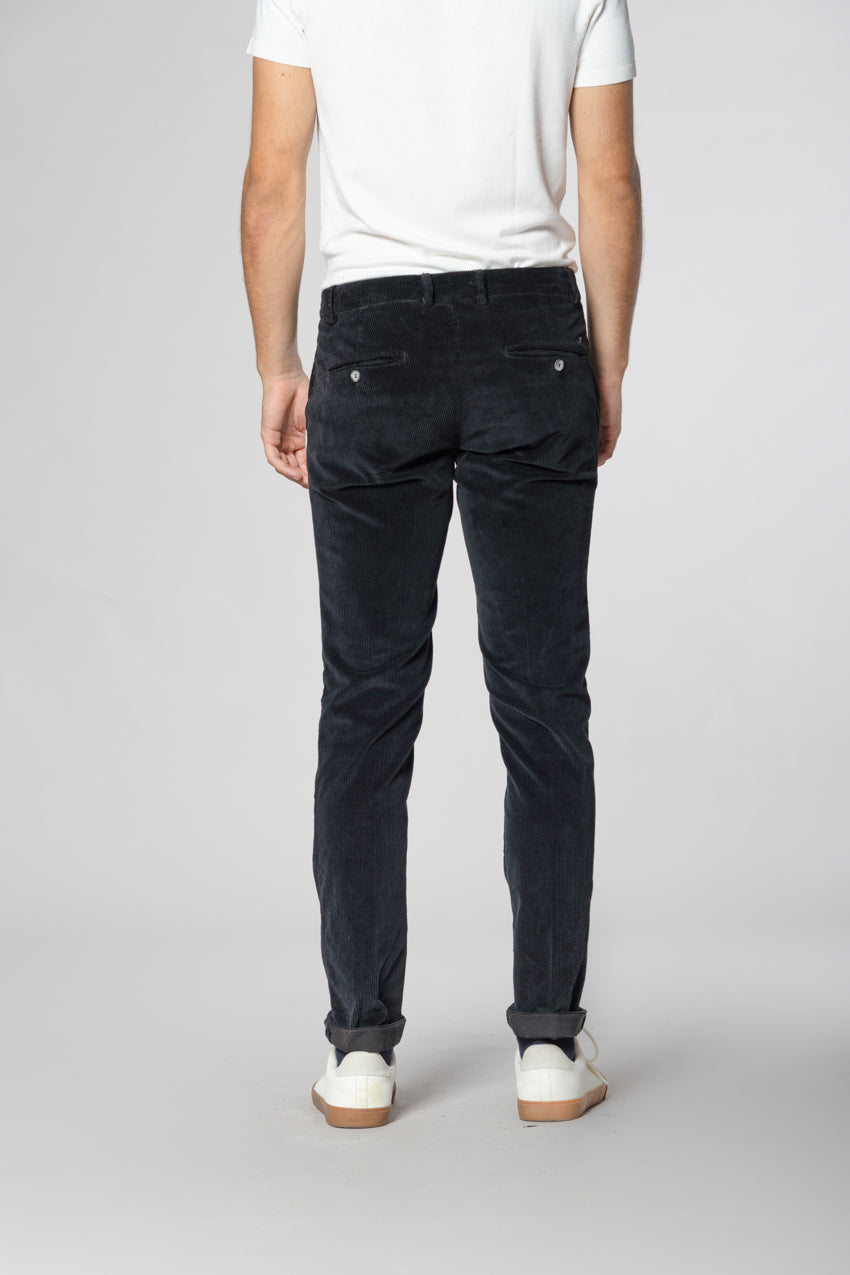 Milano Herren Chinohose aus 500-Rippen-Samt extra slim fit