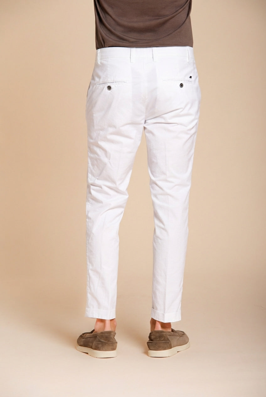 Milano pantalone chino uomo in gabardina stretch extra slim fit ①