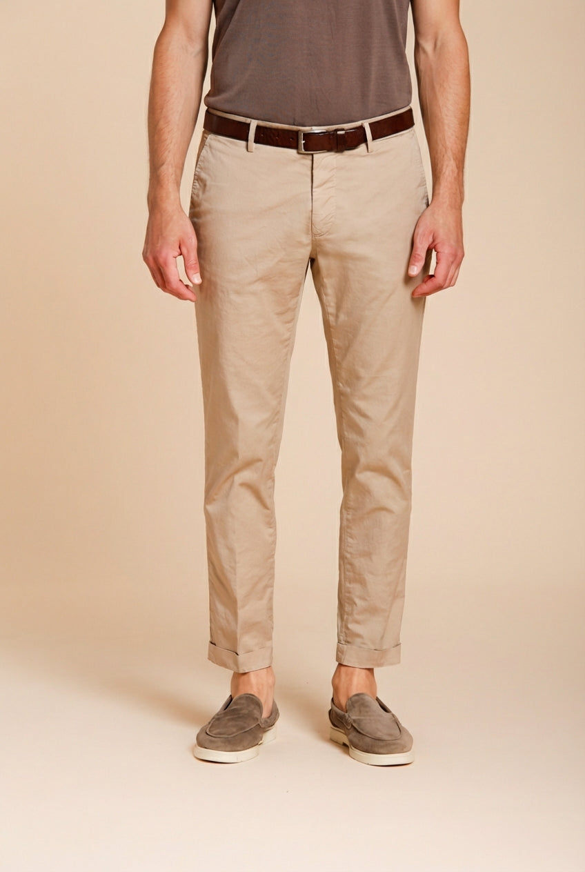Milano pantalón chino hombre en gabardina stretch extra slim fit ①