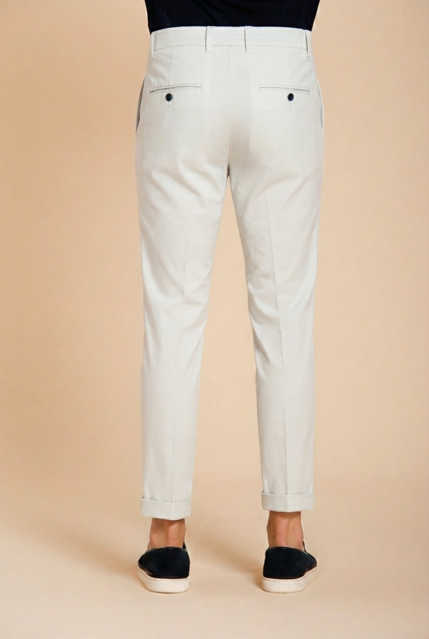 Milano pantalone chino uomo in gabardina stretch extra slim fit ①