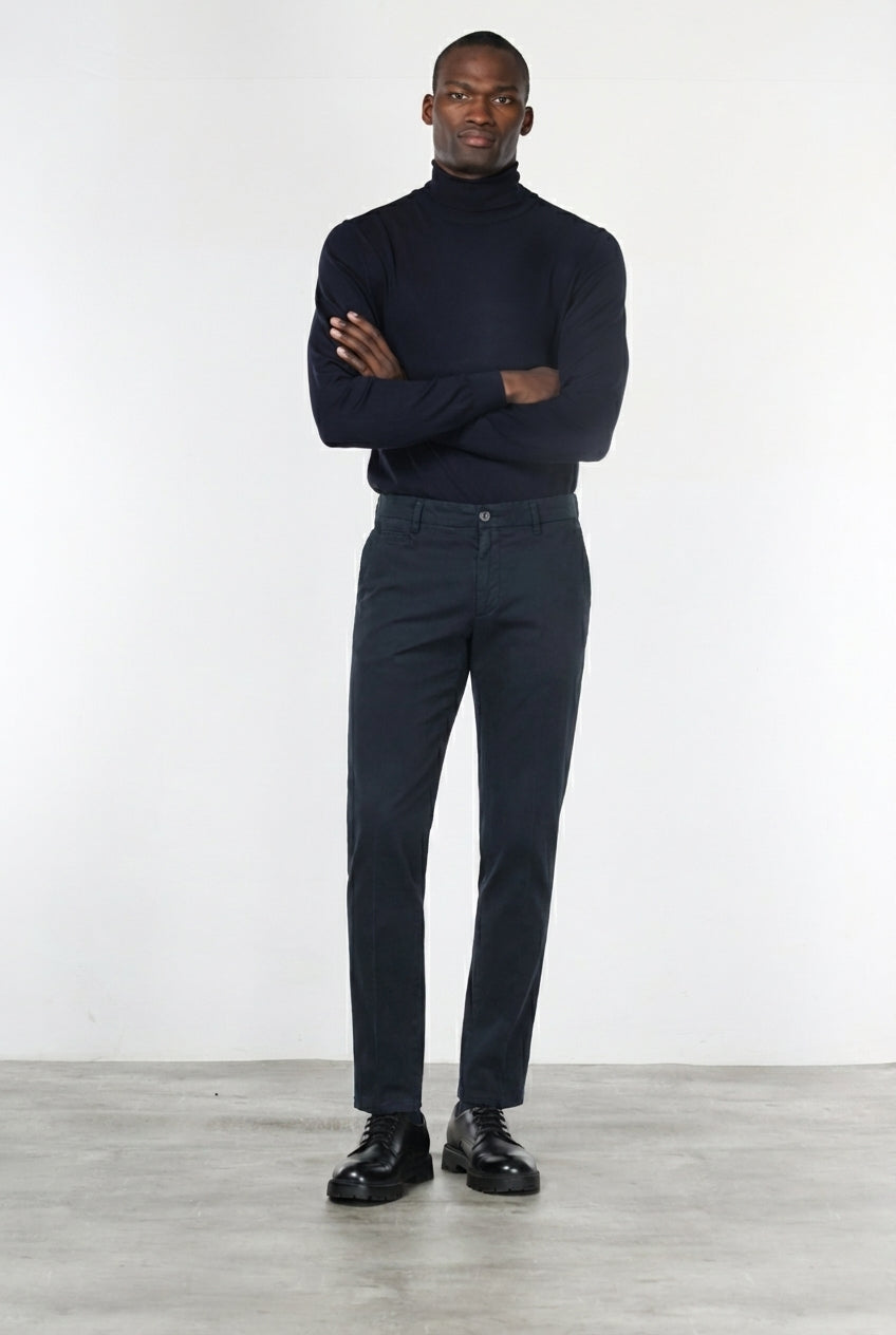 Milano chino pants for men in stretch gabardine, extra slim fit ①