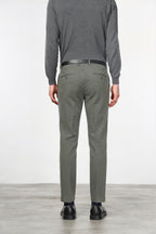 Milano pantalone chino uomo in gabardina stretch extra slim fit ①