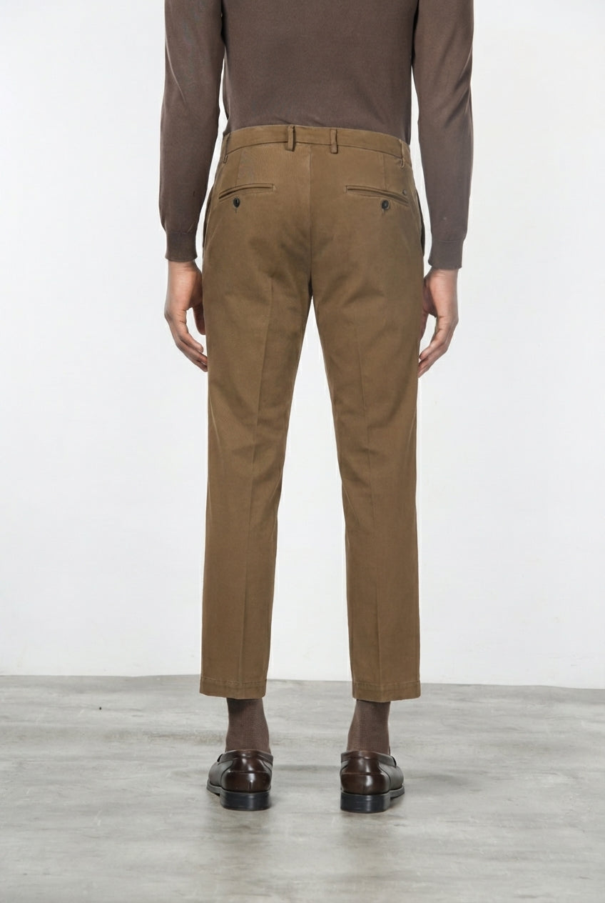Milano pantalone chino uomo in gabardina stretch extra slim fit ①