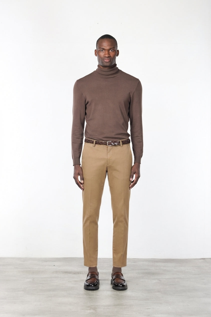 Milano chino pants for men in stretch gabardine, extra slim fit ①