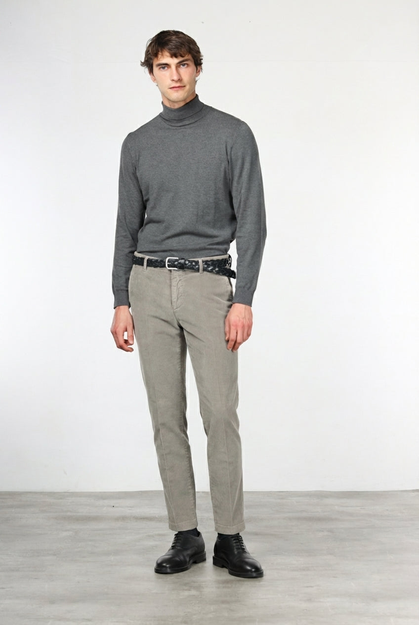 Milano men’s chino pants in 500-wale corduroy, extra slim fit ①