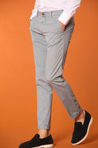 Milano Essential pantalone chino uomo in twill di cotone pima stretch extra slim fit