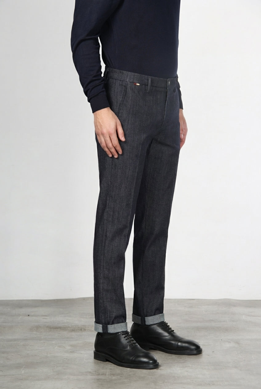 Osaka pantalone chino uomo in denim stretch carrot fit