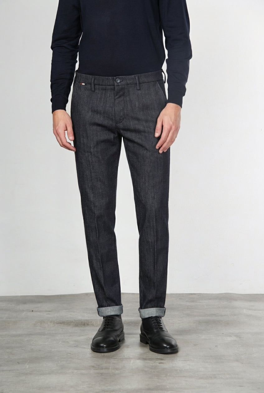 Osaka pantalone chino uomo in denim stretch carrot fit