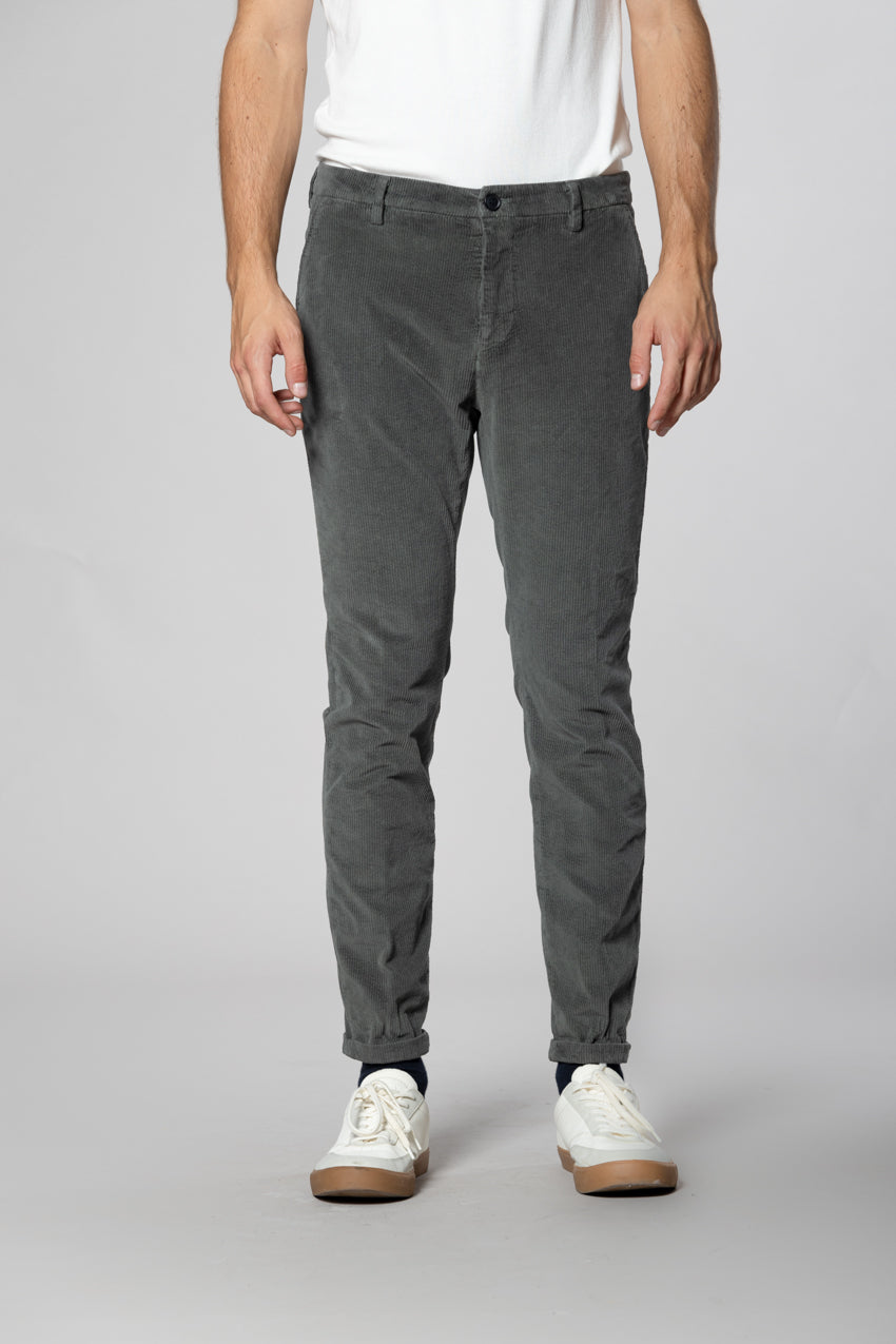 Osaka men's chino pants in 500 wale corduroy carrot fit