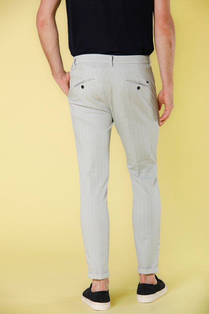Immagine 3 di pantalone chino uomo in cotone stretch color celestino con pattern resca 3D modello Osaka Style di Mason's