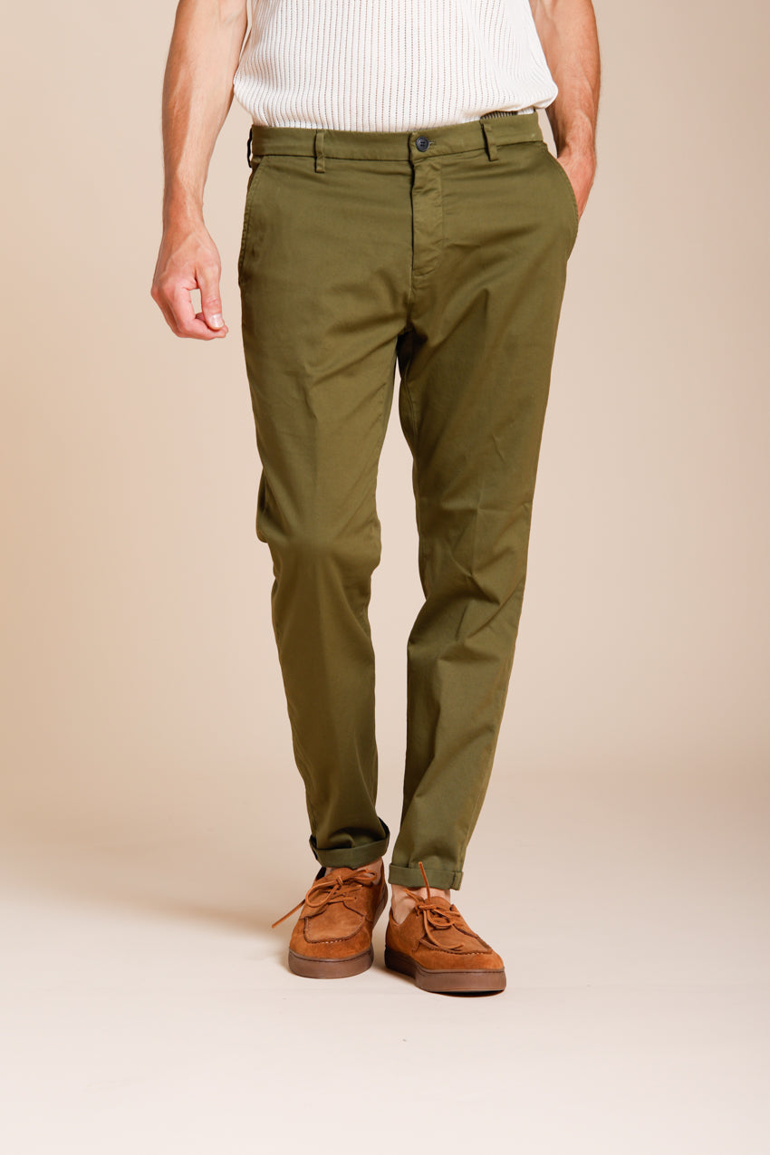 Osaka Hose Chino Herren aus feiner Baumwoll- und Lyocell-Trikotine carrot fit