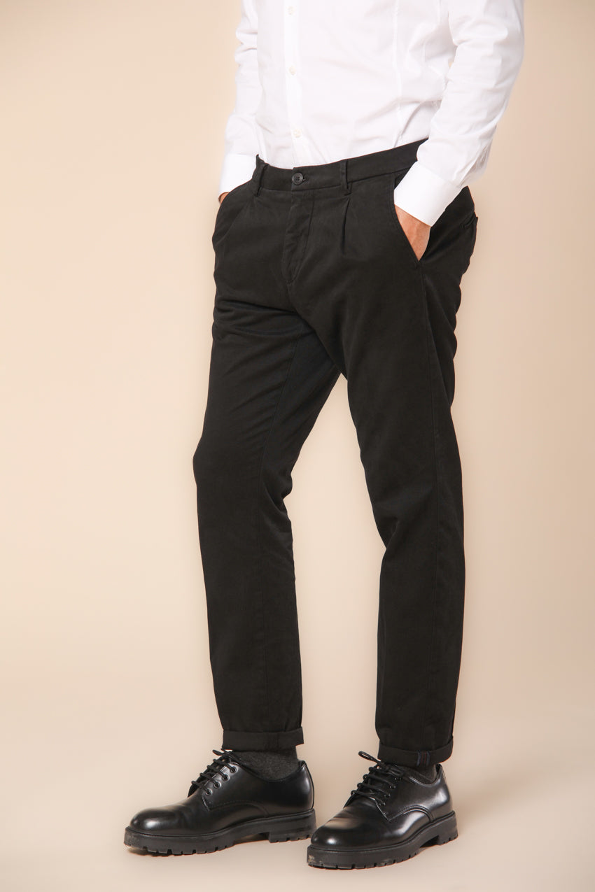 Osaka 1 Pinces men's chino pants in cotton stretch carrot fit