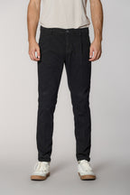 Osaka 1 Pinces Herren Chinohose aus Baumwolle-Seide Carrot Fit