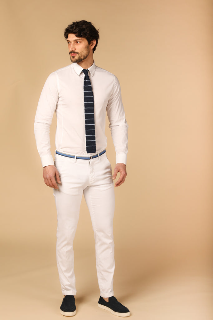 immagine 2 di pantalone chino uomo modello Torino Summer in bianco slim fit di Mason's