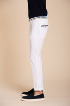 Torino Summer pantalon chino homme en twill de coton et lyocell slim fit