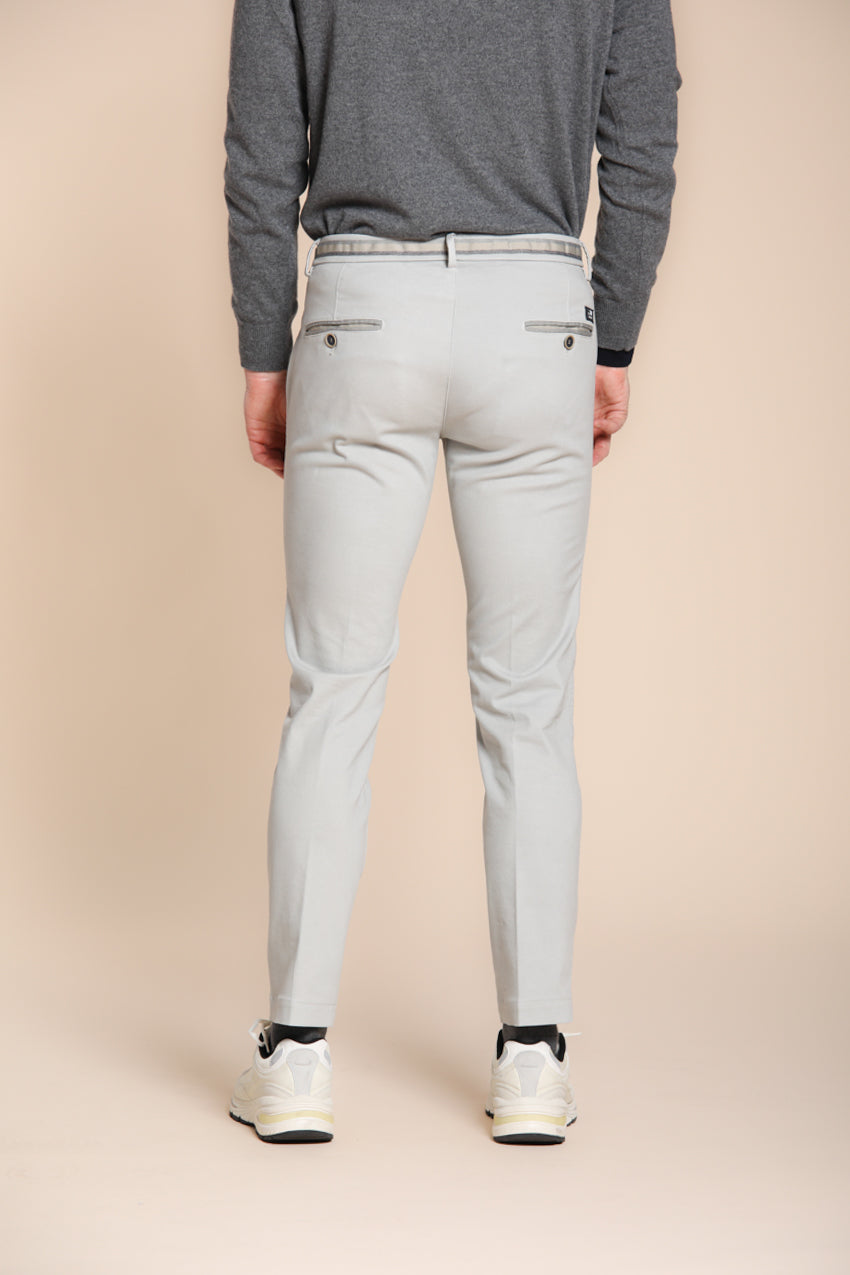 Foto 5 Torino Winter pantalone chino uomo in gabardina stretch slim fit