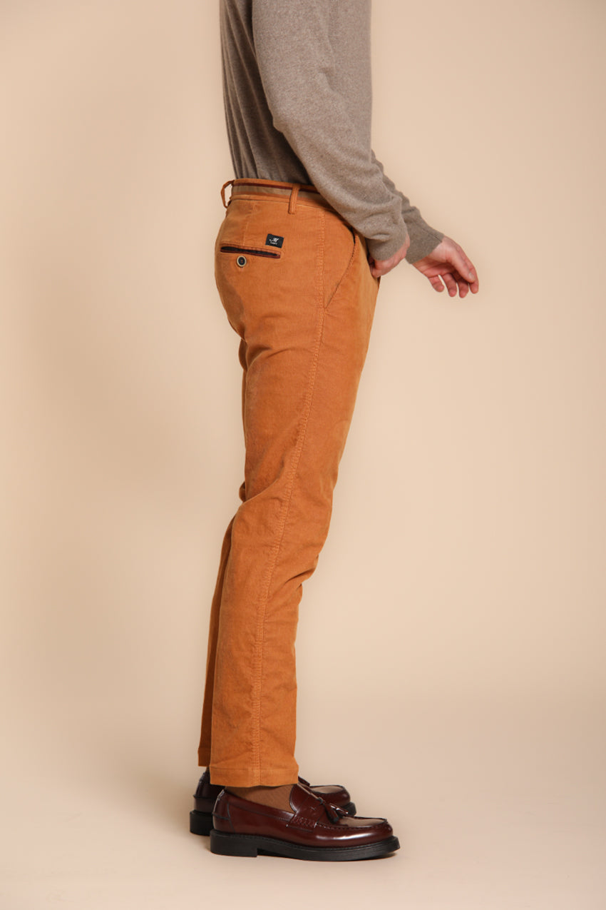 Foto 4 Torino Winter pantalone chino uomo in velluto 1000 righe slim fit