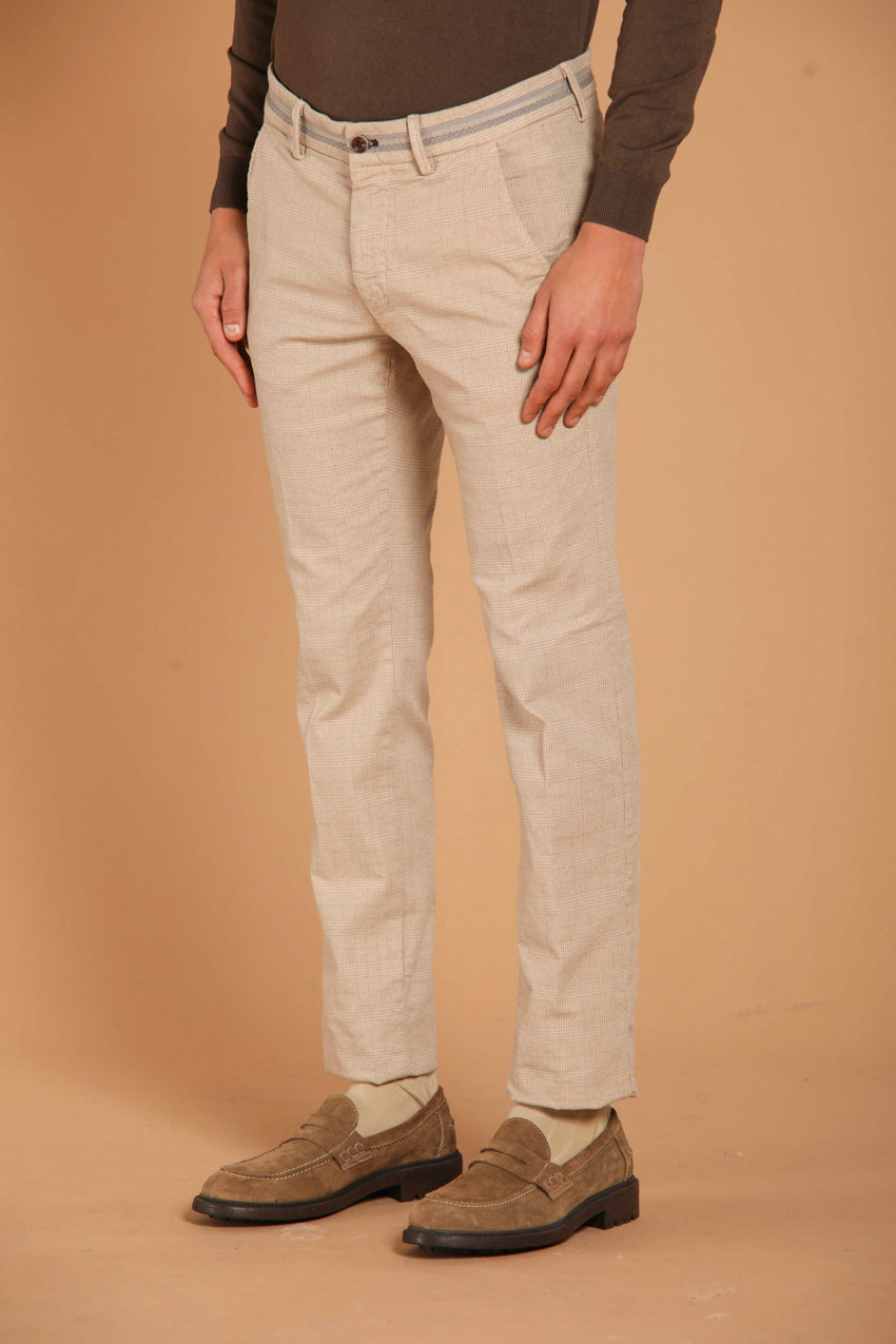 immagine 4 di pantalone chino uomo modello Torino Elegance, pattern galles, colr ghiaccio, fit slim di Mason's