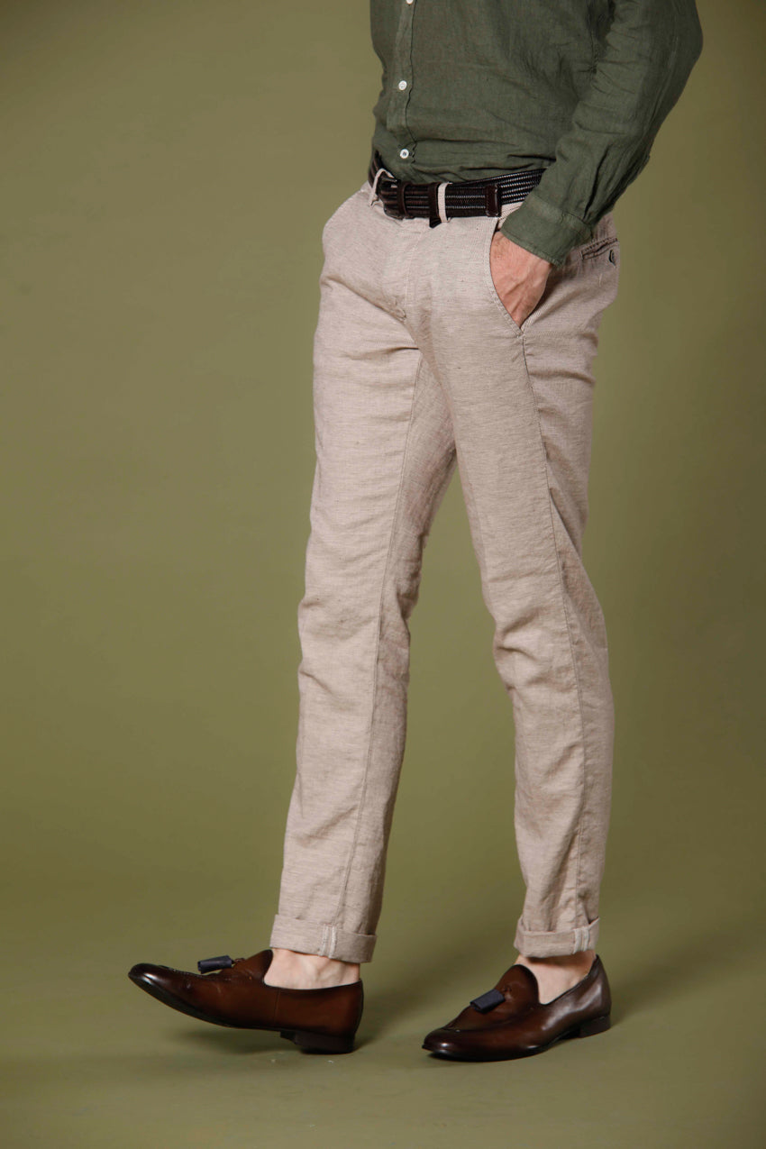Image 4 du pantalon chino homme en lin et coton stucco à motif œil de perdrix modéle Torino Style par Mason's