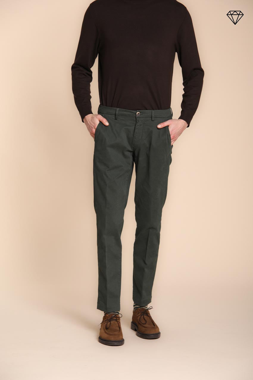 Foto 1 Torino pantalone chino uomo in gabardina slim fit ①