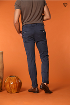 Torino pantalone chino uomo in tricotina fine cotone e lyocell slim fit  ①