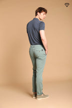 Torino pantalone chino uomo in tricotina fine cotone e lyocell slim fit  ①