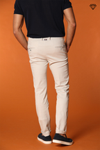 Torino pantalone chino uomo in tricotina fine cotone e lyocell slim fit  ①