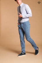 Torino pantalone chino uomo in tricotina fine cotone e lyocell slim fit  ①