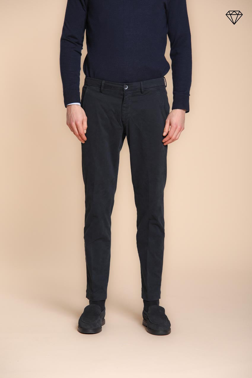 Foto 1 Torino pantalone chino uomo in gabardina slim fit ①