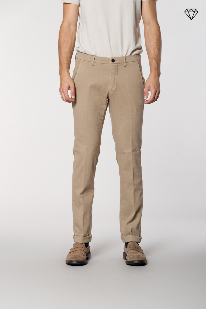 Torino pantalon chino homme en coton cachemire slim fit ①