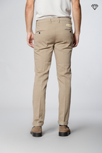 Torino pantalon chino homme en coton cachemire slim fit ①